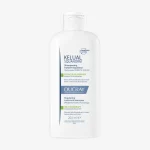 Ducray Squanorm šampon protiv masne peruti 200ml Ducray Squanorm šampon protiv masne peruti 200ml